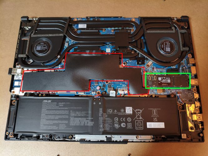 メモリ、Cドライブの場所と増設場所 ASUS TUF Gaming F16 FX607 (2024)