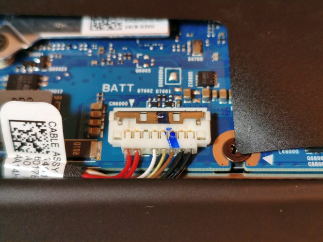 バッテリーコネクタ部分 ASUS TUF Gaming F16 FX607 (2024)